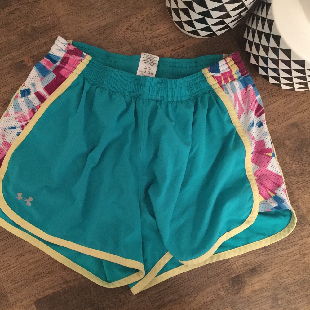 Vibrant Under Armour Running Shorts